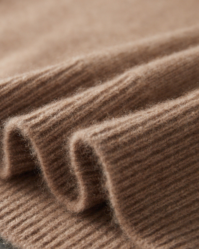 CASHMERE BUTTON CLASSIC SWEATER