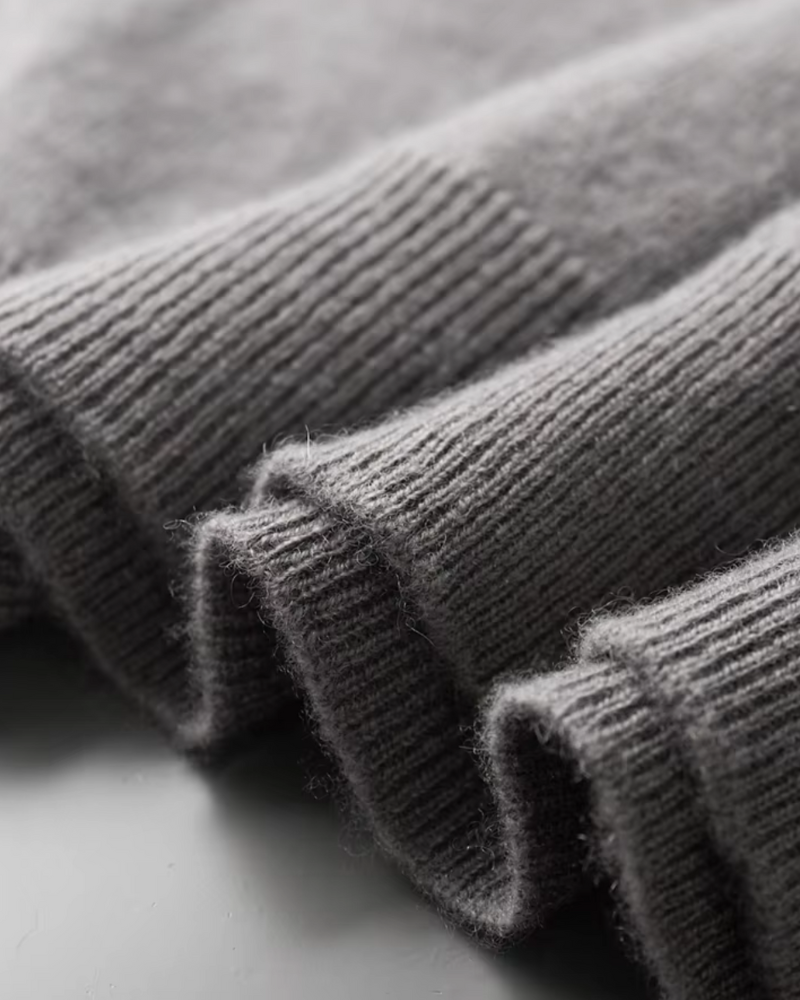 CASHMERE MOCK NECK ESSENTIAL TEE