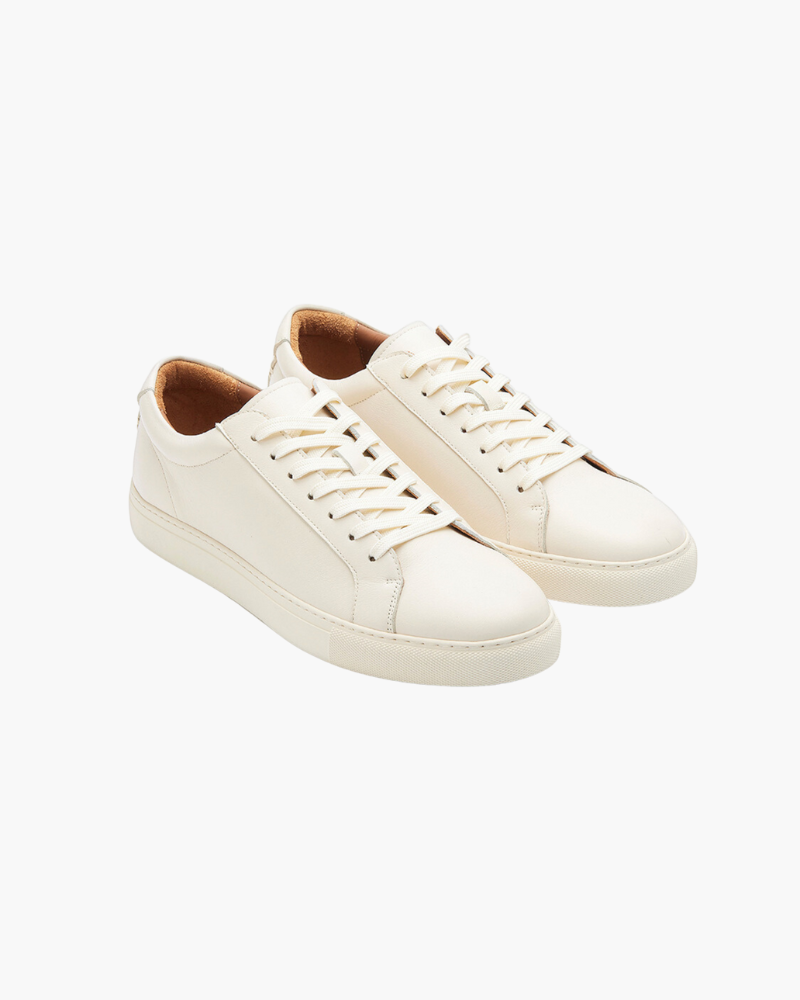 ESSENTIAL LEATHER SNEAKER – IVORY
